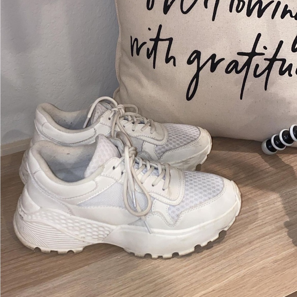 Sneakers from princess Polly!